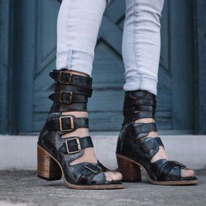 Freebird by Steven Bond Gray Black Ankle Sandals Strappy Buckles Women's 8M